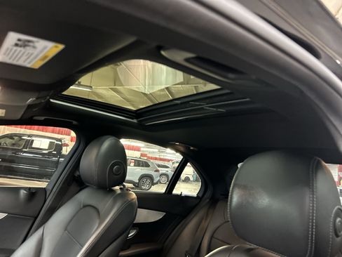Used 2019 Mercedes-Benz C 300 Sedan image 27