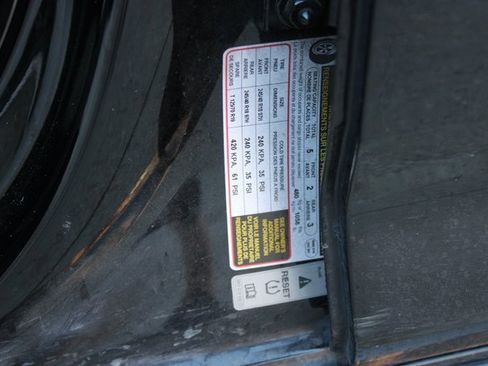 Used 2017 Audi A4 2.0T Ultra Premium w/ Convenience Package image 29