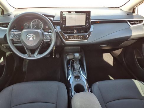 Used 2021 Toyota Corolla LE FWD image 13