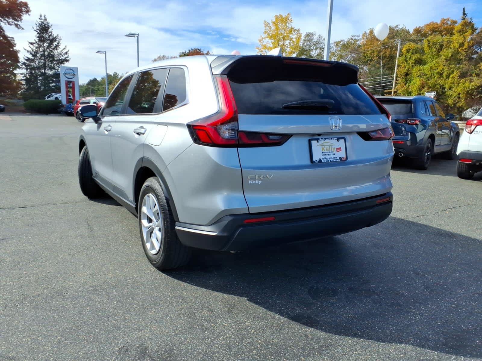Used 2025 Honda CR-V LX image 7