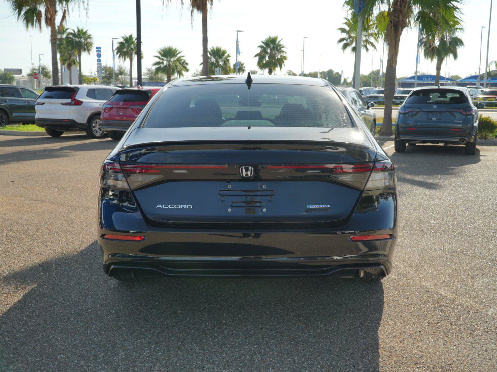 Used 2025 Honda Accord Sport image 6