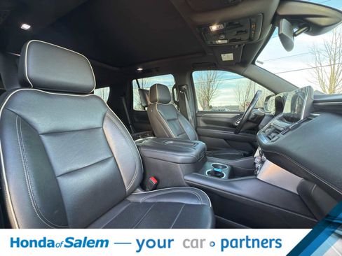 Used 2021 GMC Yukon SLT w/ SLT Premium Package image 18