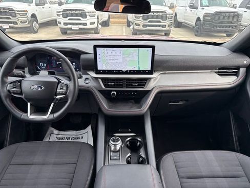 Used 2025 Ford Explorer ST-Line image 15
