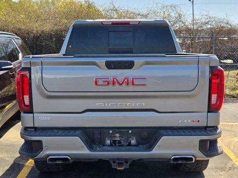 Used 2023 GMC Sierra 1500 AT4 w/ AT4 Preferred Package image 8
