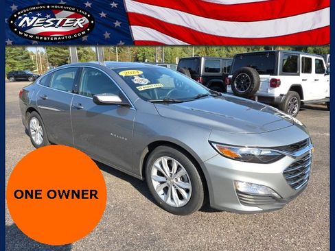 Used 2024 Chevrolet Malibu LT image 1