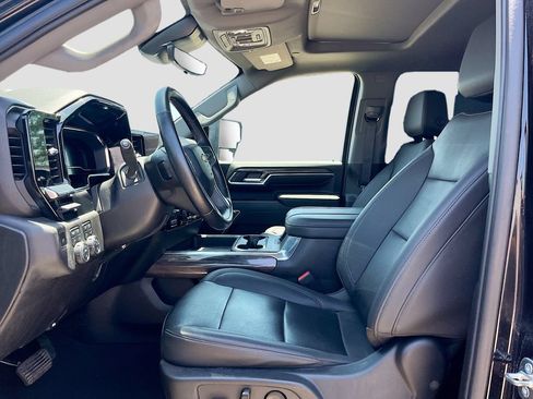 Used 2024 Chevrolet Silverado 2500 LTZ w/ LTZ Plus Package AWD/4WD image 22