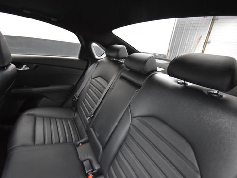 Used 2023 Kia Forte GT image 12