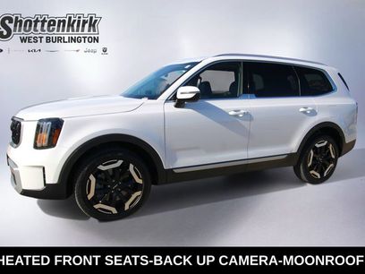 Used 2024 Kia Telluride EX w/ EX Captain's Chair Package