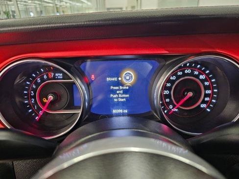 Used 2022 Jeep Gladiator Rubicon w/ Cold Weather Group image 13