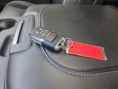 Used 2020 RAM 2500 Laramie image 29