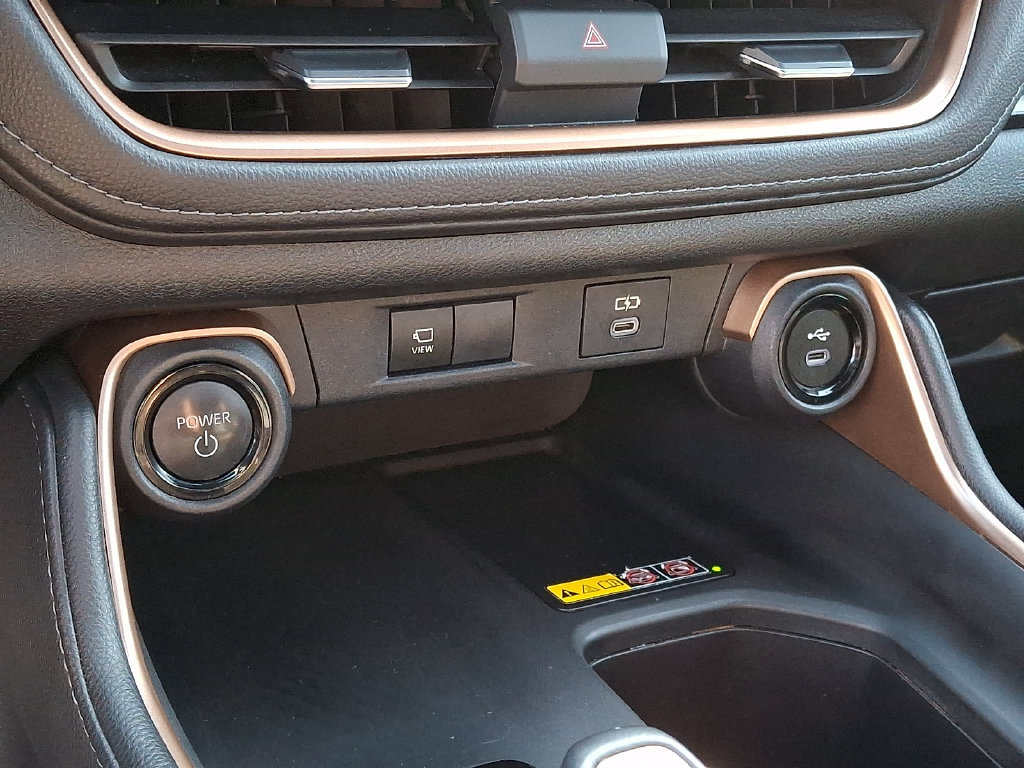 Certified 2024 Toyota Grand Highlander AWD Hybrid image 19