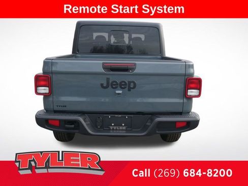 New 2026 Jeep Gladiator Sport image 7