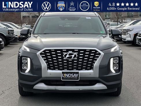 Used 2020 Hyundai Palisade SEL w/ Convenience Package image 2