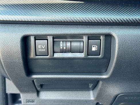 New 2026 Subaru Crosstrek 2.5i Limited AWD/4WD image 6