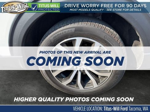 Used 2024 Ford Explorer ST-Line w/ Class IV Trailer Tow Package AWD/4WD image 5
