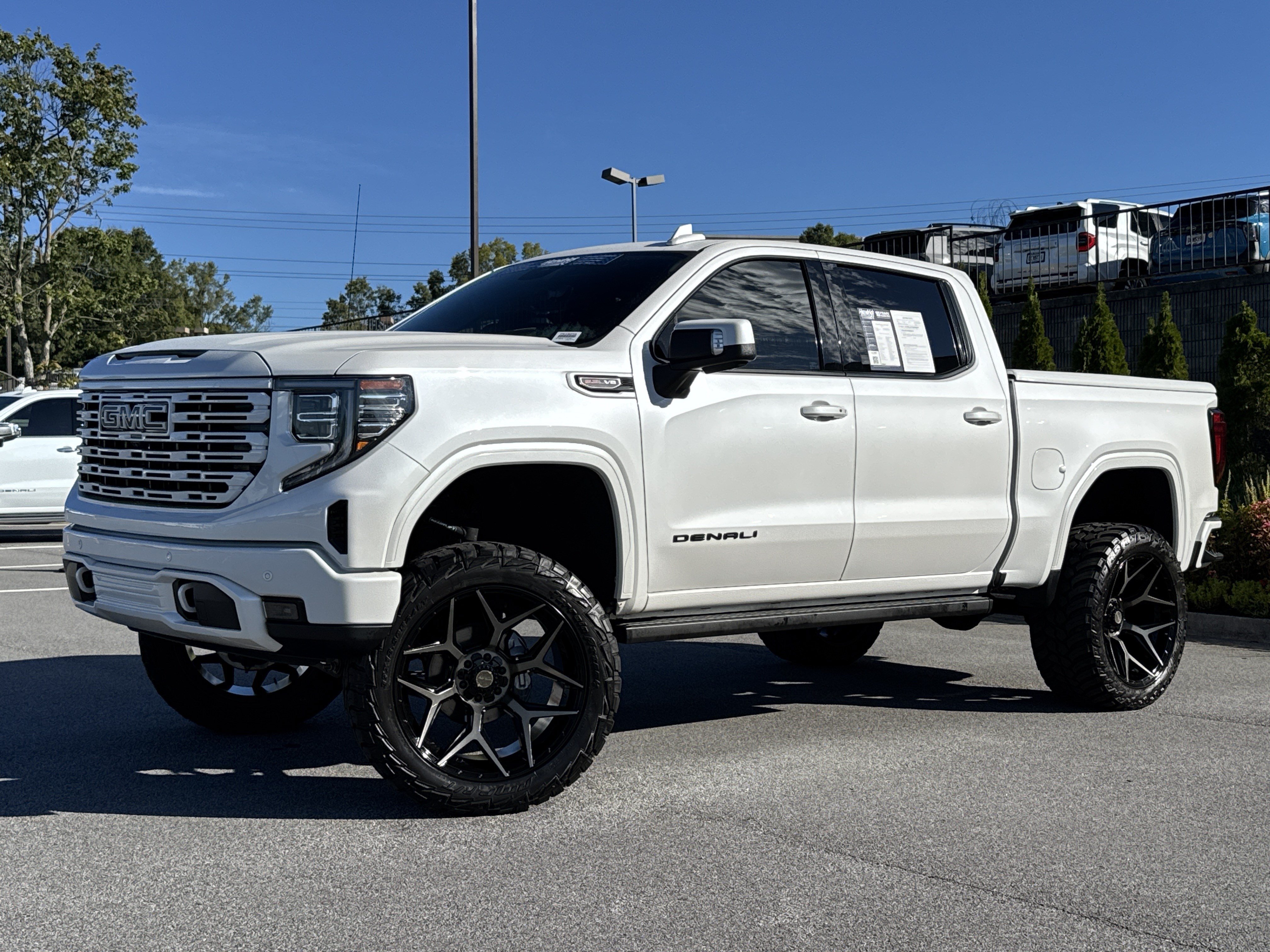 Used 2024 GMC Sierra 1500 Denali w/ Denali Reserve Package AWD/4WD image 5