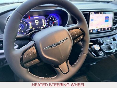 New 2026 Chrysler Pacifica Select w/ S Appearance Package image 20