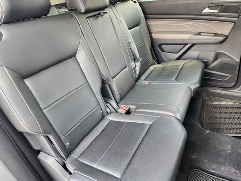 Certified 2023 Volkswagen Atlas SE w/ Black Wheel Package AWD/4WD image 16