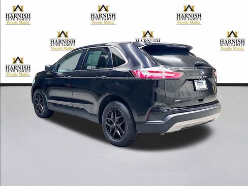 Used 2024 Ford Edge SEL AWD/4WD image 8