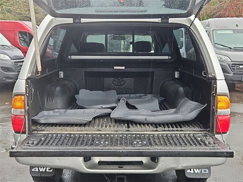 Used 2002 Toyota Tacoma 4x4 Double Cab image 10
