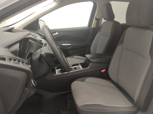 Used 2018 Ford Escape SE image 17