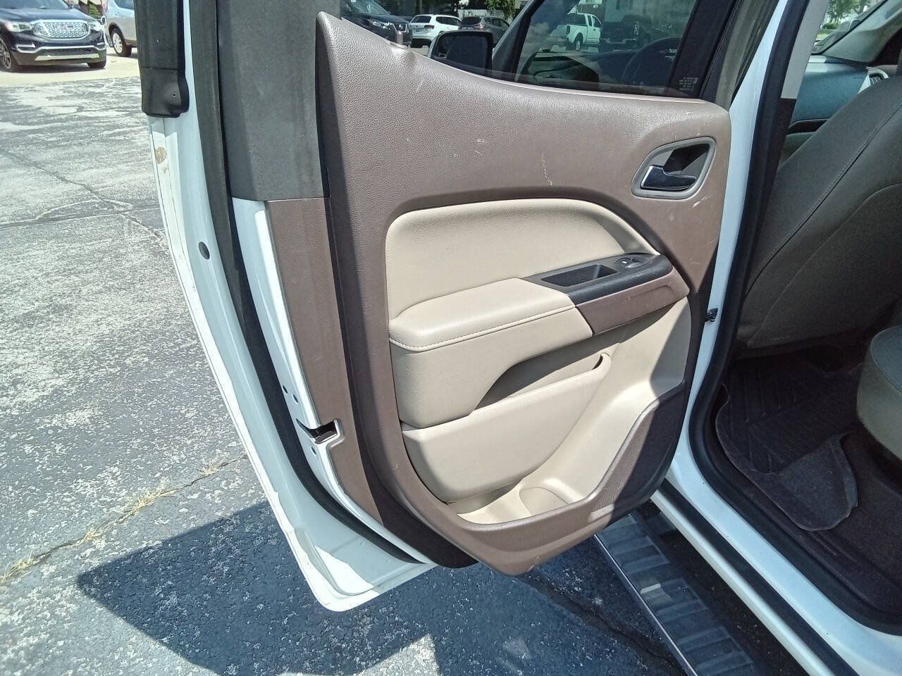 Used 2017 GMC Canyon SLT w/ Driver Alert Package RWD image 13