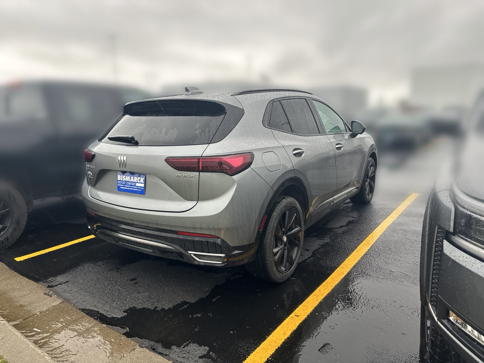 Used 2024 Buick Envision Sport Touring AWD/4WD image 3