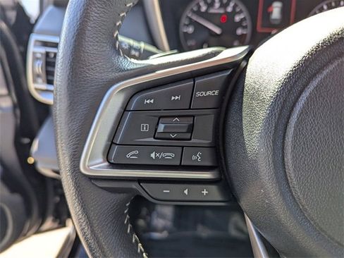 Used 2025 Subaru Outback Limited image 11