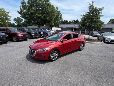Used 2017 Hyundai Elantra Value Edition FWD image 8
