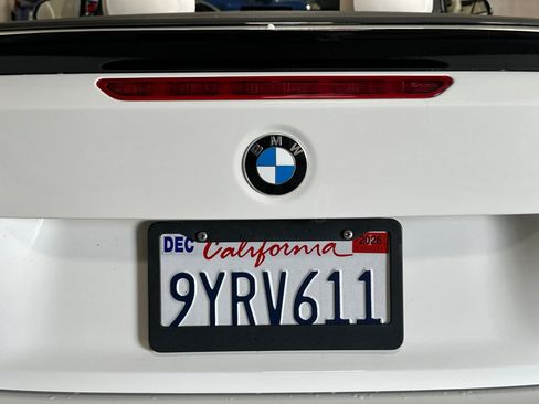 Used 2018 BMW M4 Convertible w/ Executive Package RWD image 49
