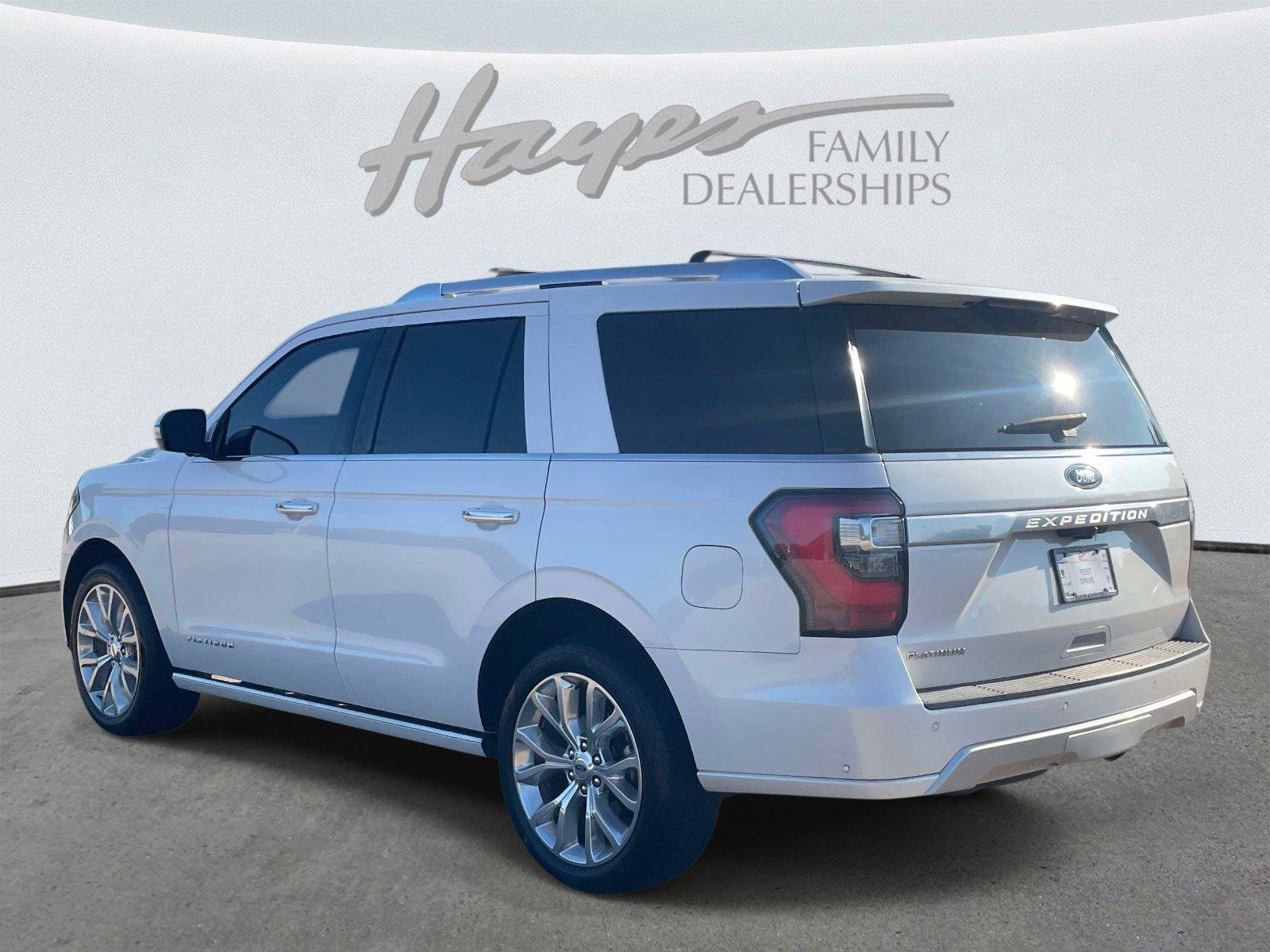 Used 2019 Ford Expedition Platinum RWD image 6