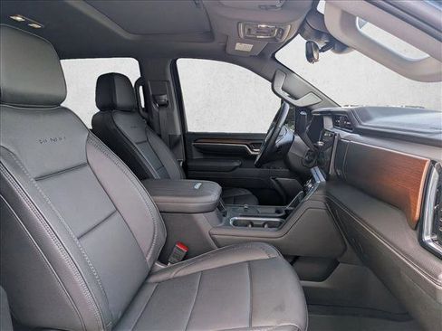 Used 2025 GMC Sierra 3500 Denali w/ Denali Reserve Package image 22