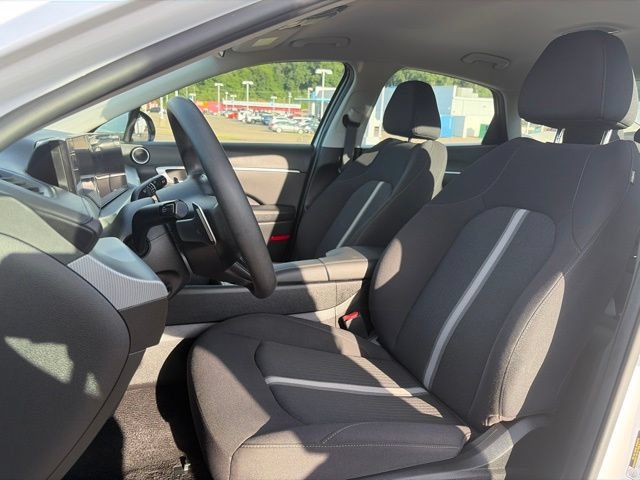 Used 2025 Hyundai Sonata SEL FWD image 15