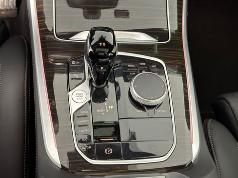 Used 2023 BMW X5 xDrive40i image 15