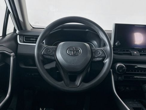 Used 2025 Toyota RAV4 LE image 17