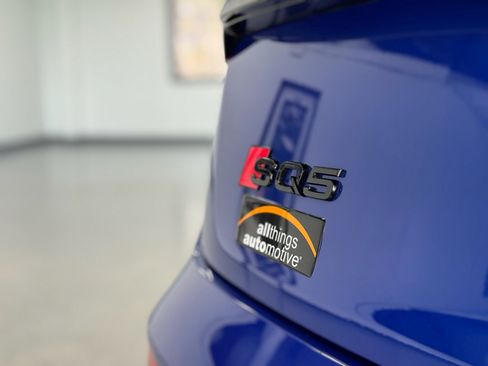 Used 2023 Audi SQ5 Premium Plus w/ Premium Plus Package image 40