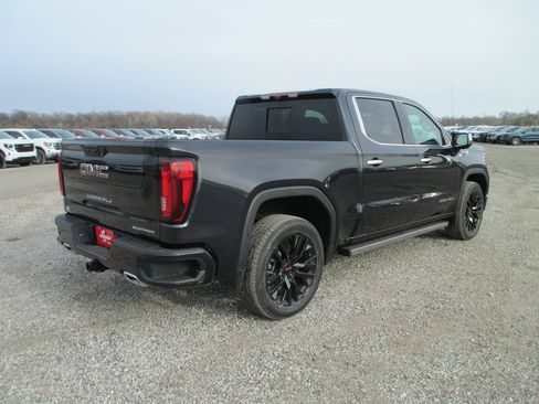 New 2026 GMC Sierra 1500 Denali w/ Denali Reserve Package image 5