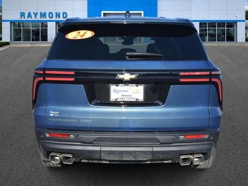 Used 2024 Chevrolet Traverse LS image 4