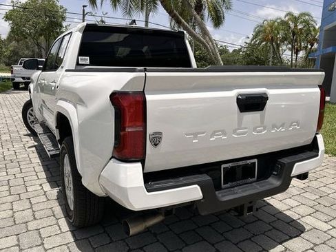 Used 2024 Toyota Tacoma SR5 RWD image 4