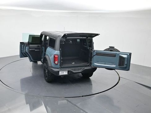 Used 2022 Ford Bronco Black Diamond image 44