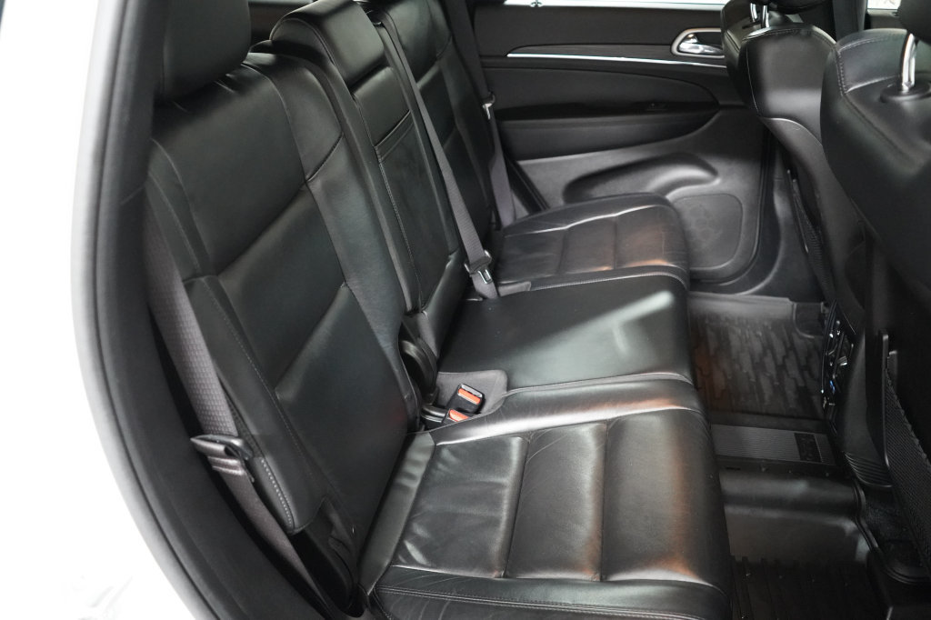 Used 2021 Jeep Grand Cherokee Limited w/ Premium Lighting Group AWD/4WD image 22