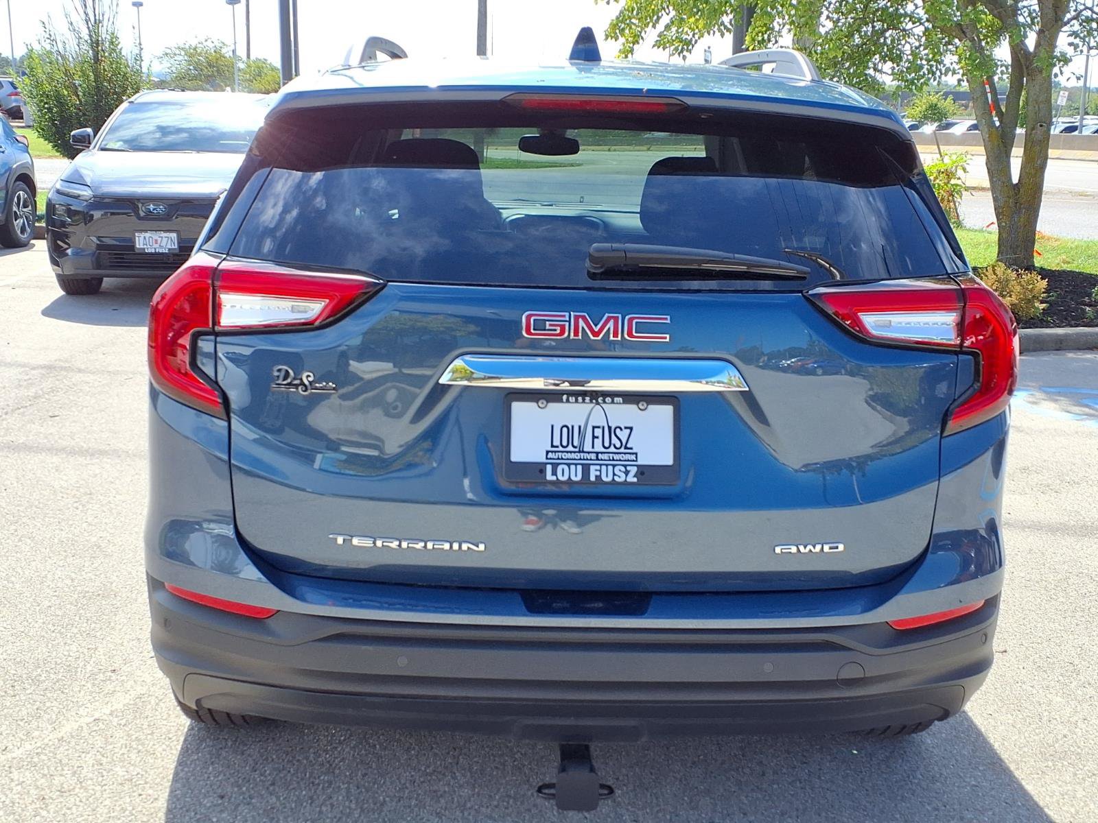 Used 2024 GMC Terrain SLE w/ Driver Convenience Package AWD/4WD image 21