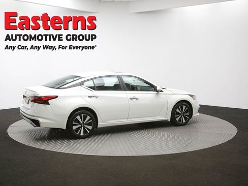 Used 2022 Nissan Altima 2.5 SV w/ SV Premium Package AWD/4WD image 40