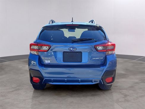 Used 2021 Subaru Crosstrek 2.0i image 5