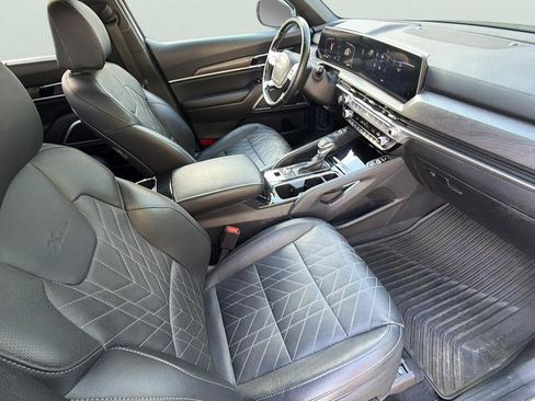 Used 2023 Kia Telluride EX X-Line image 31