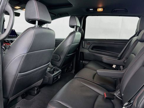 Used 2025 Honda Odyssey Sport-L image 37