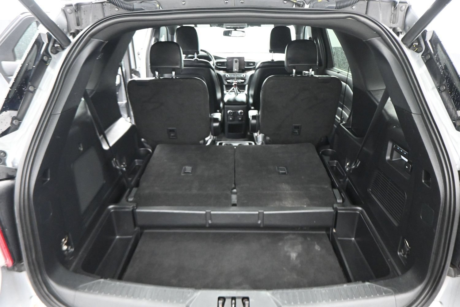 Certified 2020 Ford Explorer Limited AWD/4WD image 8