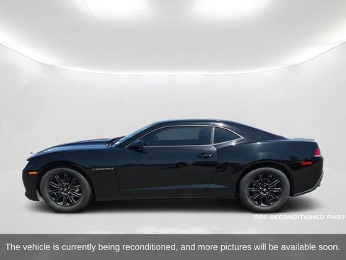 Used 2014 Chevrolet Camaro LS RWD image 9