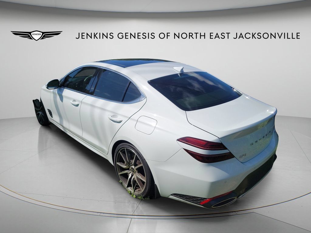 Used 2026 Genesis G70 2.5T Prestige RWD image 3
