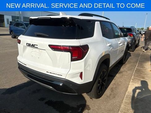 Used 2026 GMC Terrain Elevation w/ Black Edition AWD/4WD image 7